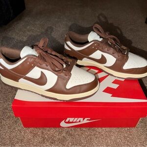 WOMEN'S NIKE DUNK LOW RETRO CASUAL SHOES - with box - Size 8.5 Women